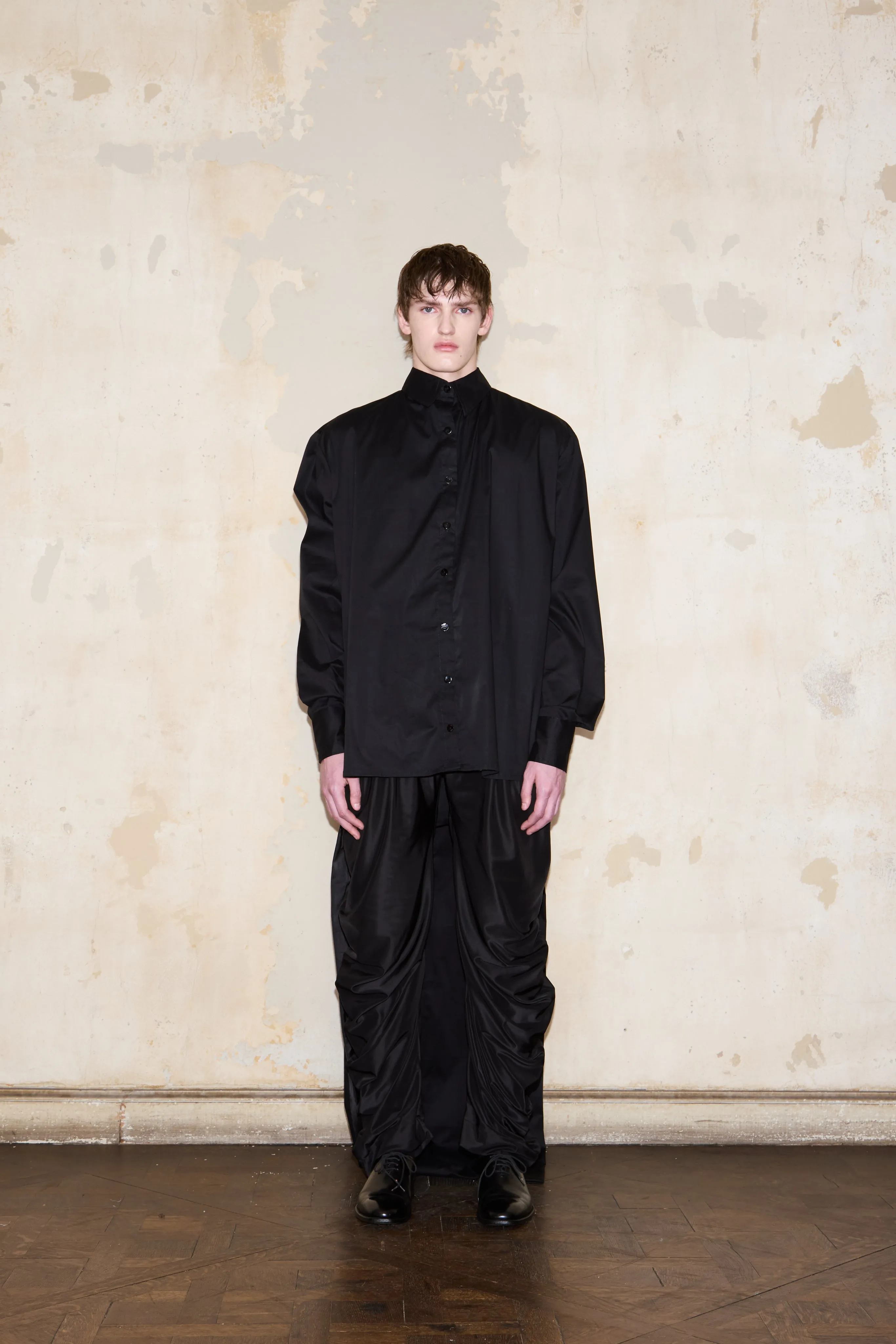 LELOIR SHIRT NEGRA