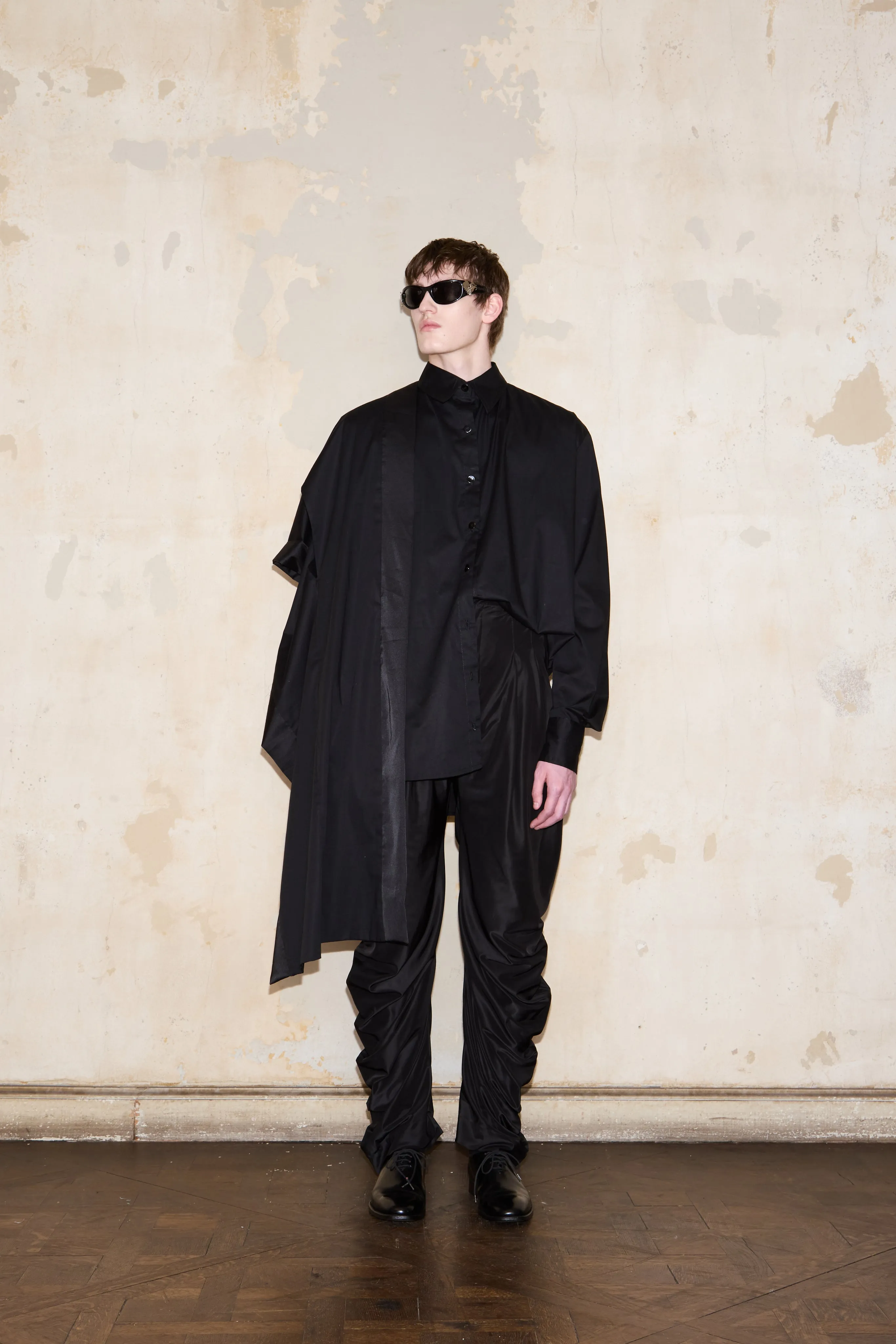 LELOIR SHIRT NEGRA