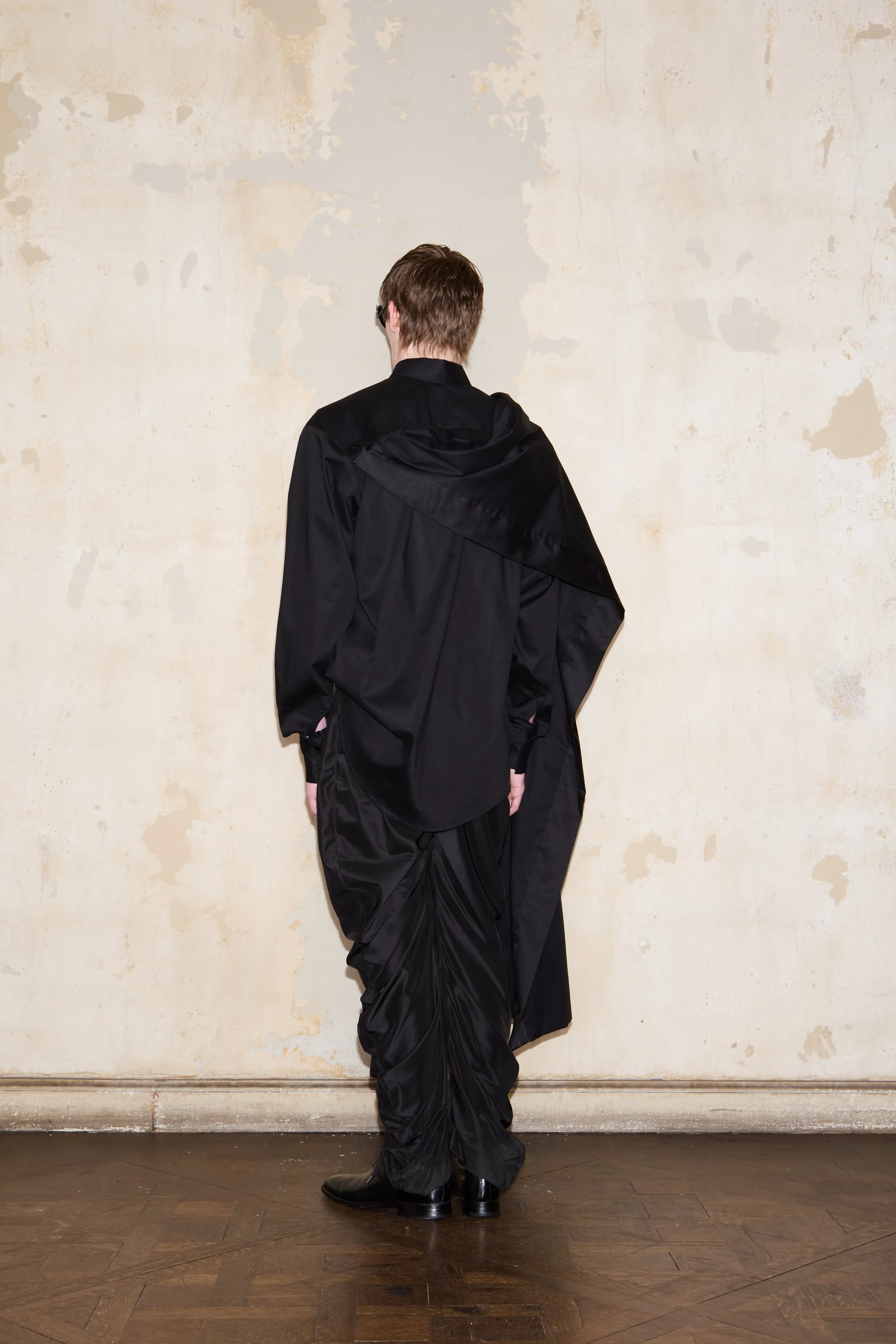 LELOIR SHIRT NEGRA