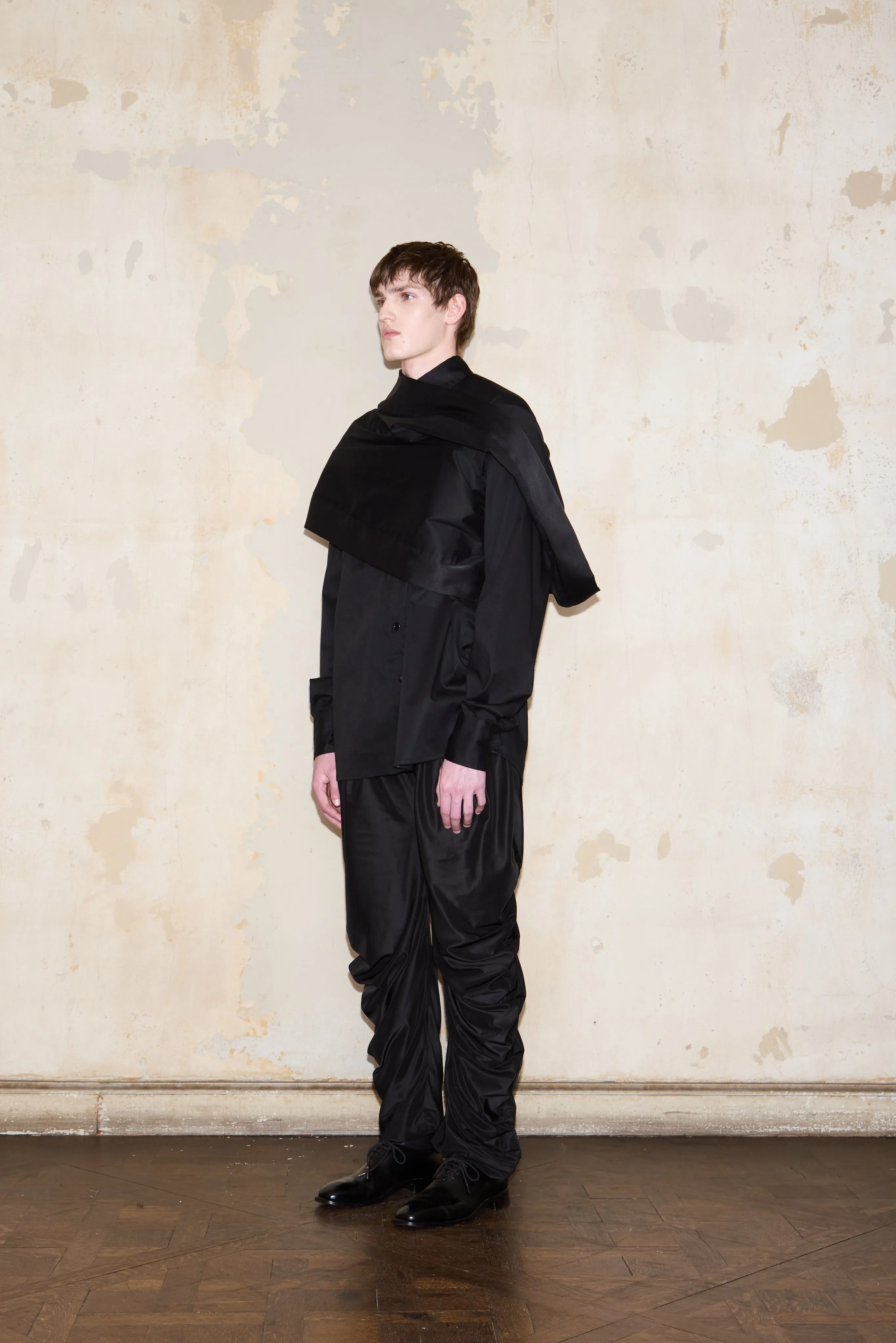 LELOIR SHIRT NEGRA