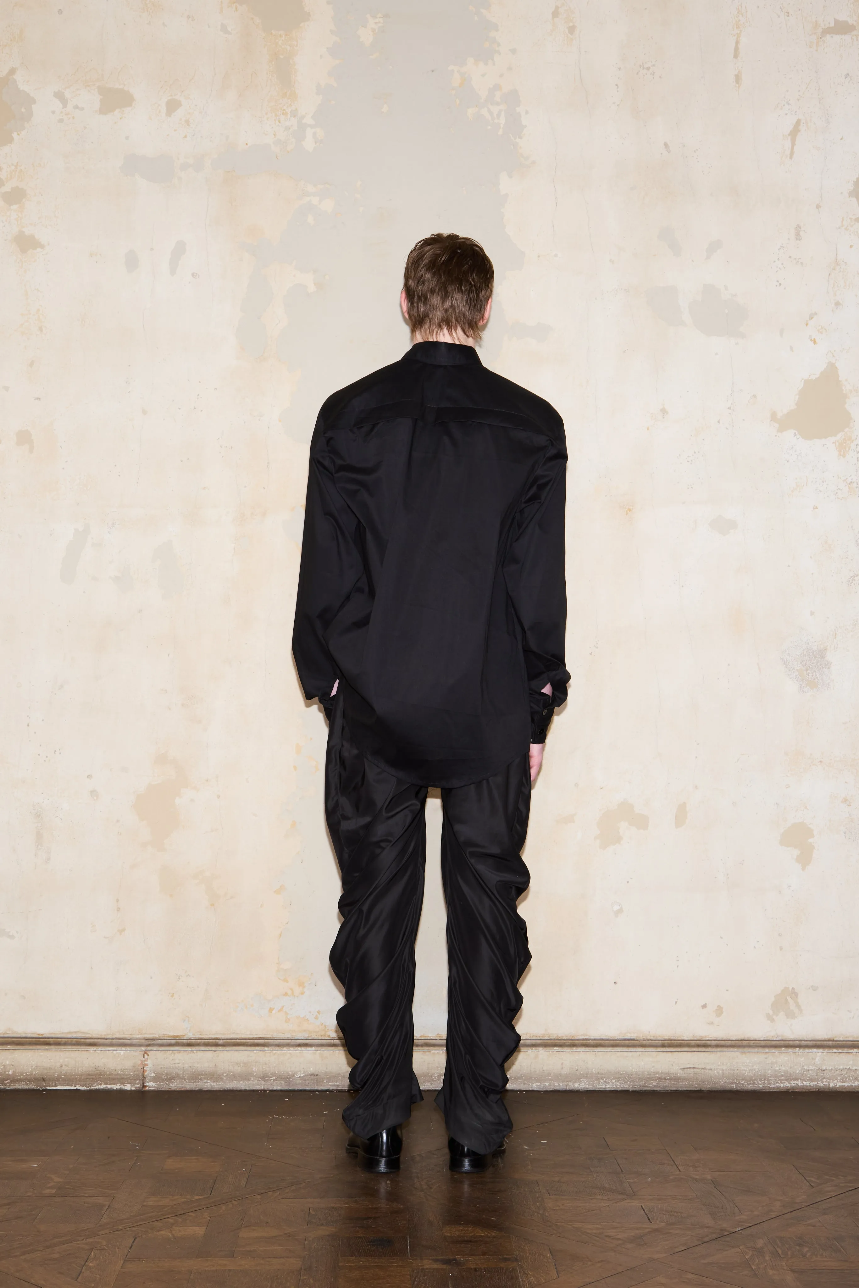 LELOIR SHIRT NEGRA