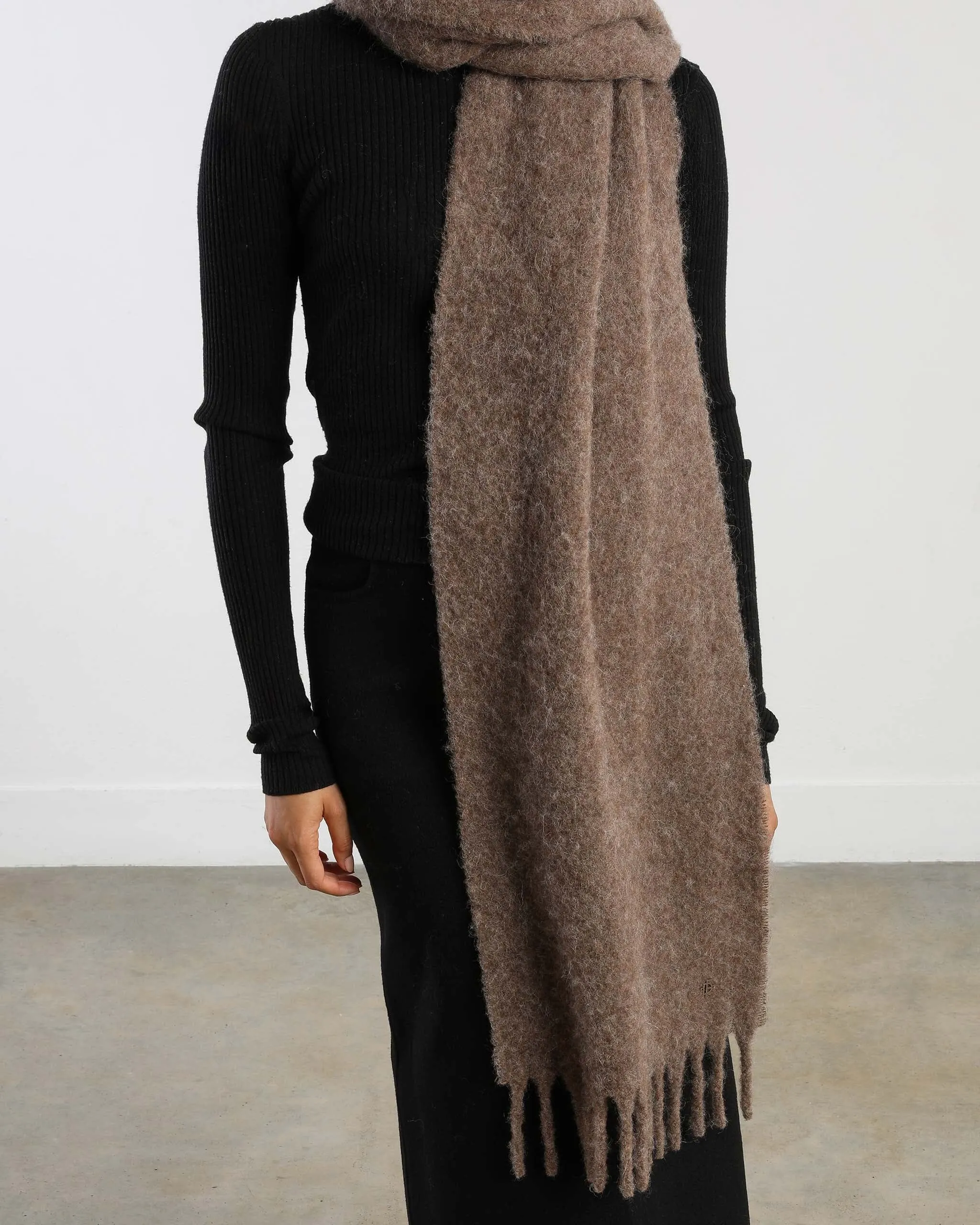 Tabata Alpaca Scarf, Mocha
