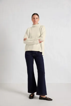 Toastie Polo in White Alyssum